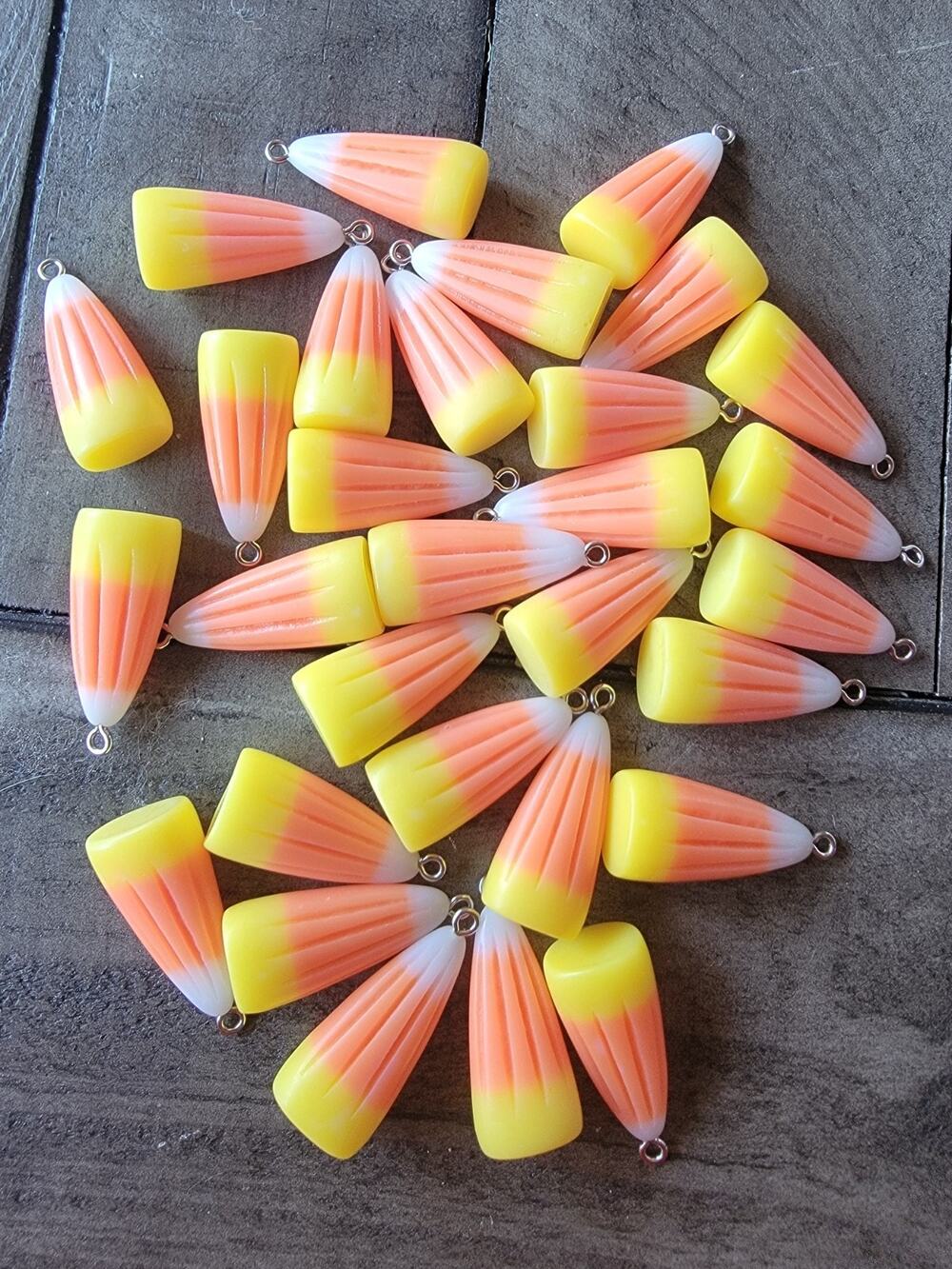 30Pcs Resin Candy Corn Bead Halloween Pendant Faux Corn Jewelry Making Crafting